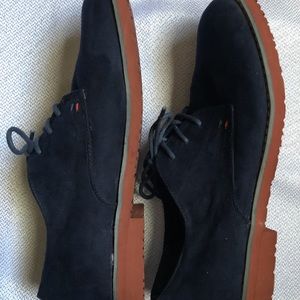 Cute TOMMY HILFIGER blue suede loafers size 7.5